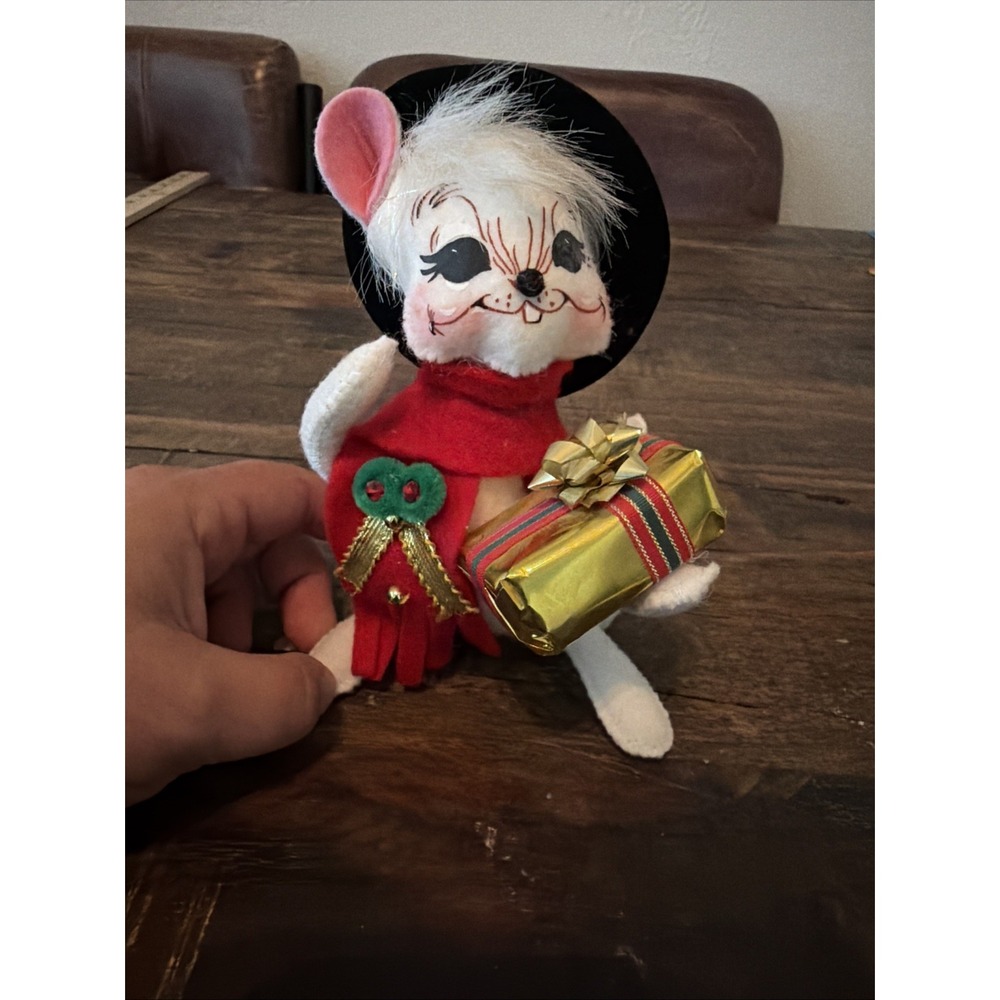 2008 Annalee Doll 6" A Gift For You Mouse Christmas Holiday!